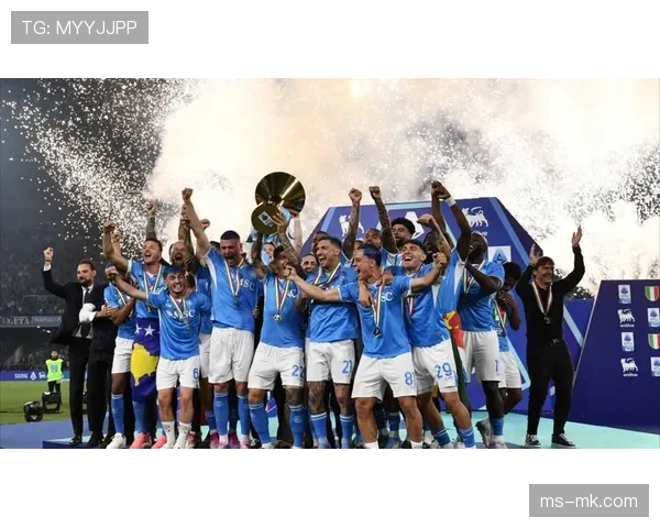 那不勒斯俱乐部推出纪录片,回顾三年前意甲夺冠历程 那不勒斯俱乐部推出纪录片,回顾三年前意甲夺冠历程